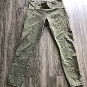 Lululemon leggings with mesh calf paneling